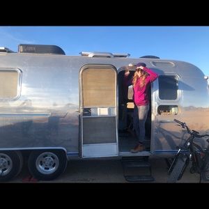 Meet your Posher, Simona